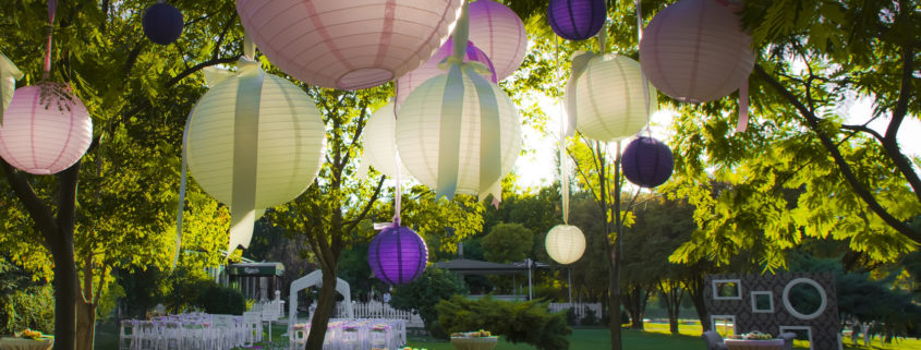 wedding-colorful-light-balls